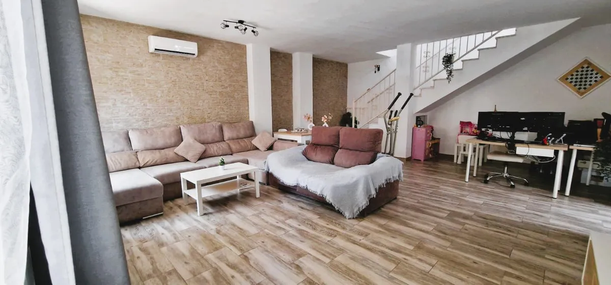 26134648-2a9e-4fe8-98c8-240b42a46de4