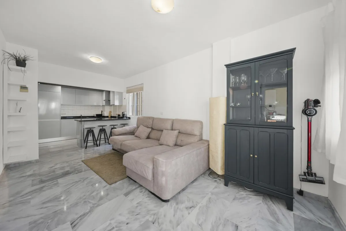 765dc2b4-c38e-41e8-ae1a-3211c4f56429