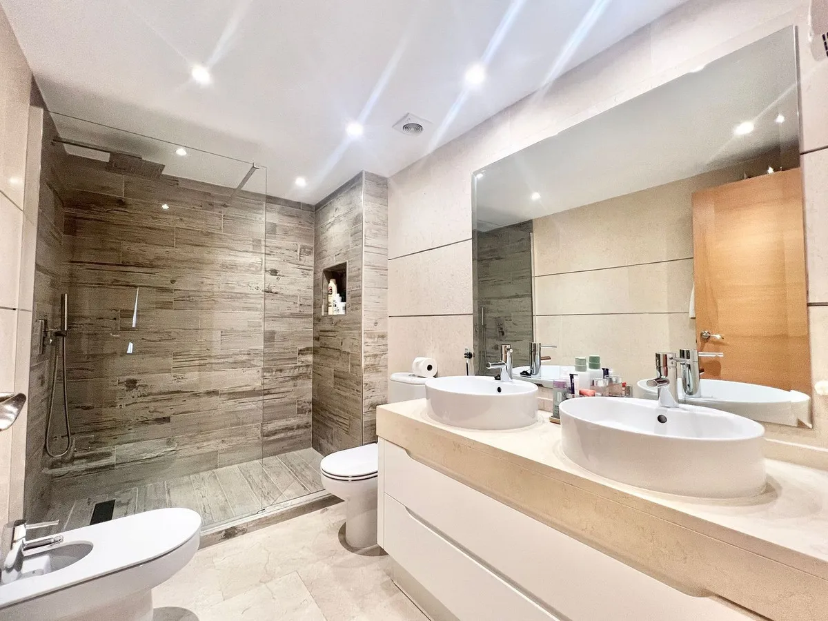 2fb744c0-c91f-48d0-9b44-6295b0c84edd