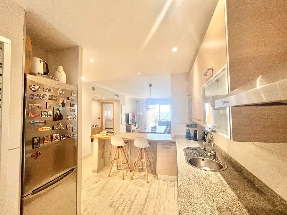 f8ce4a6c-ffaa-48fc-88a8-367386022f26