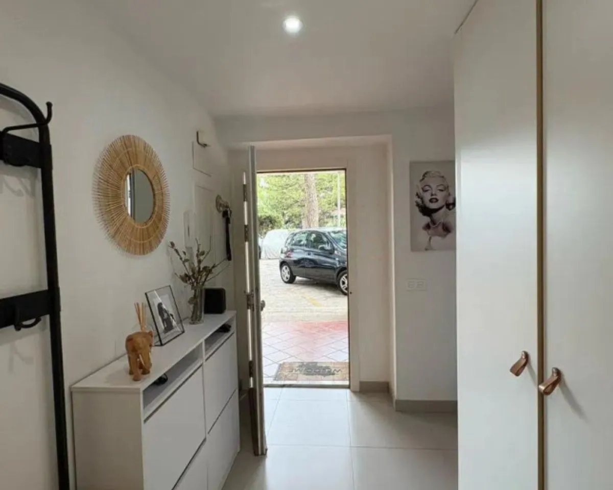 b99949b7-0612-4a86-a938-0d429fceba64