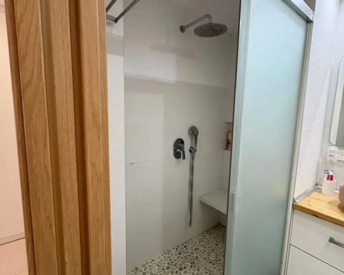 bfdb60a2-2150-4eb3-8d2a-6f2f51df5254