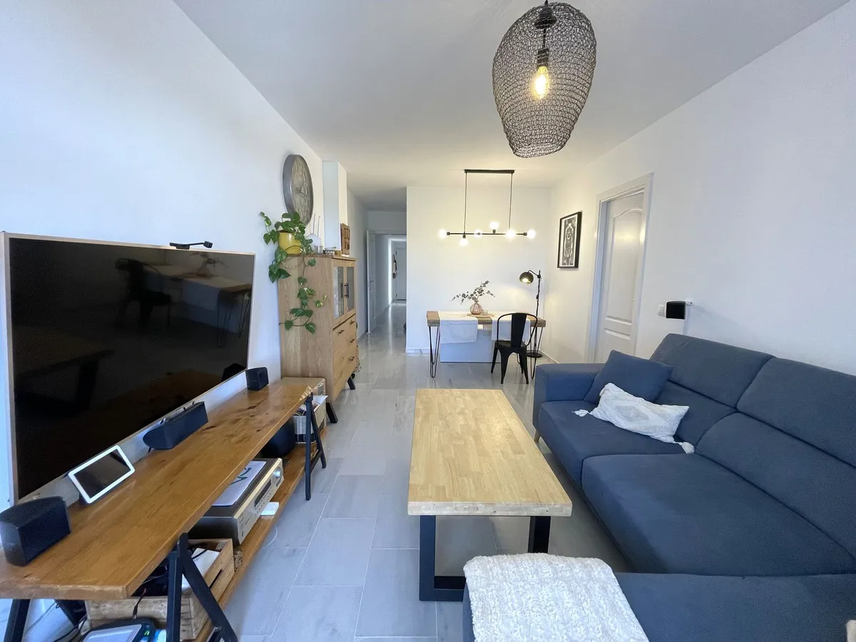 1a62fdd8-8ee8-40f5-9afb-b258e23ea6c8