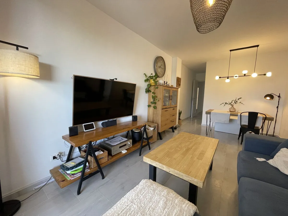 7022c1e2-ef5e-4ba8-babb-8142cb2f7754