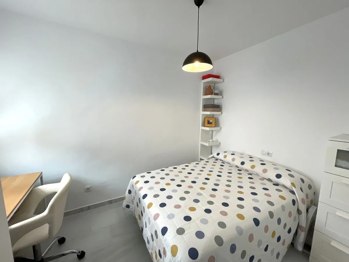 9057bd34-1549-42c0-9856-cac7492976a1