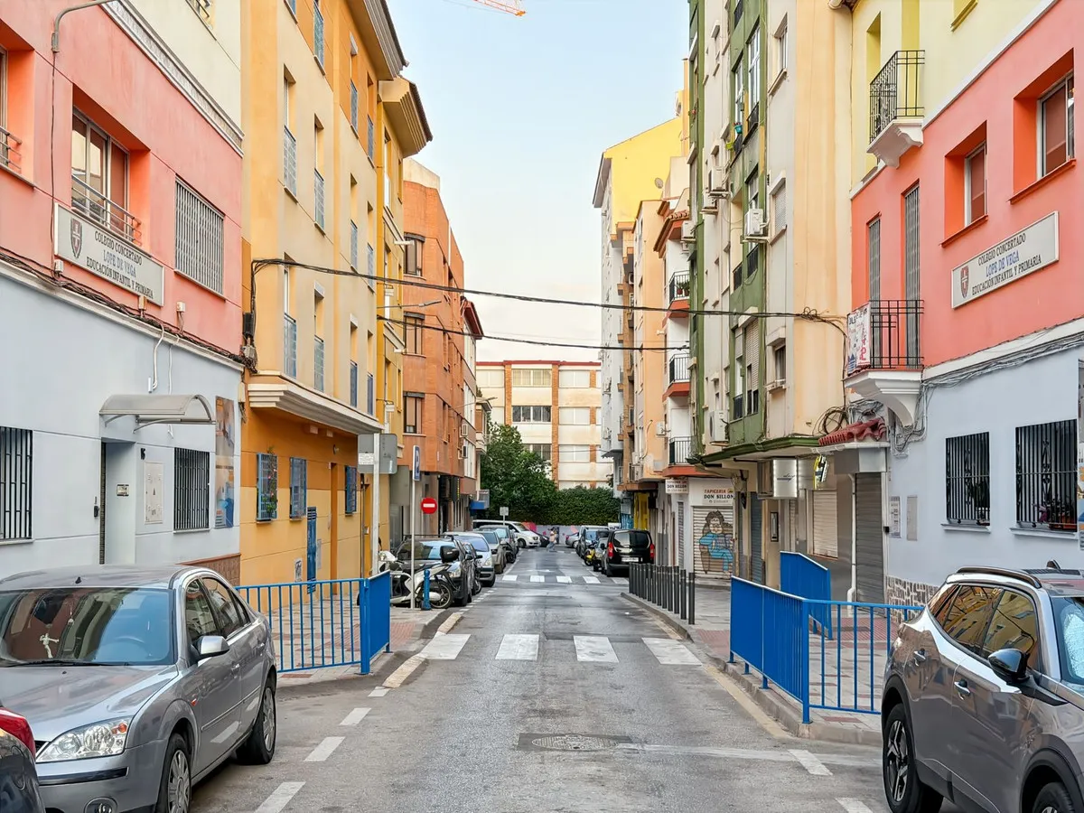 0f77fe86-9862-402e-97d2-4c65b108992d