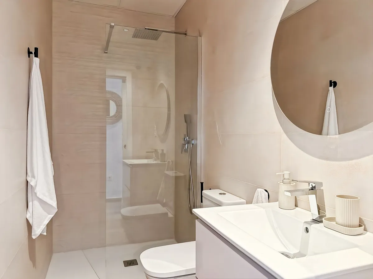 35760a05-c088-482d-a692-d32959191b5e