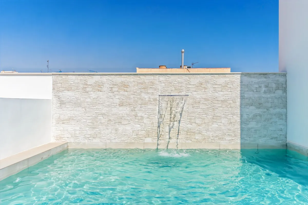 54aef7fa-fe01-499f-bdc9-c0e7f671b649