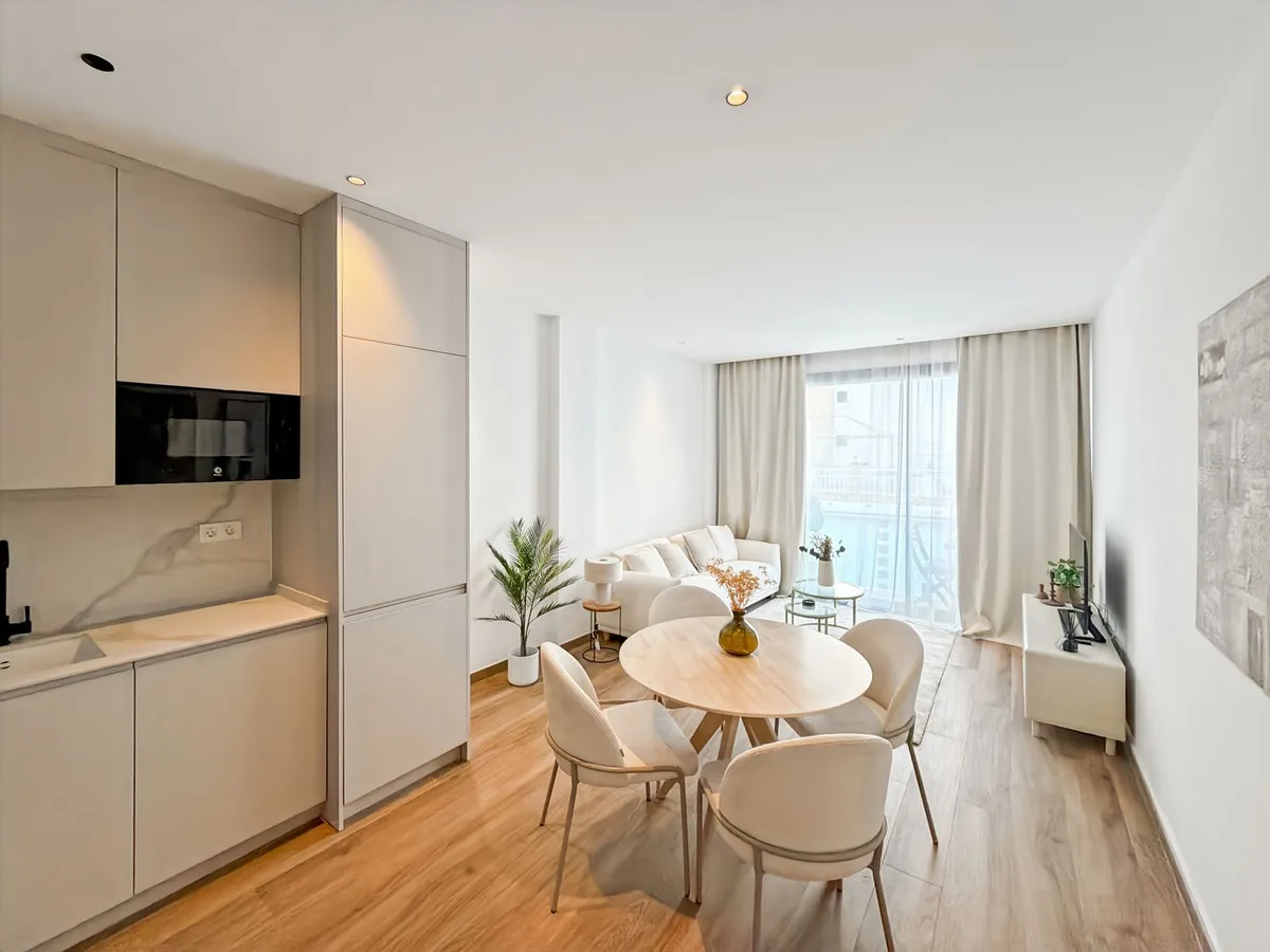 715d341d-2ce7-440c-838c-d446f14f3d8d