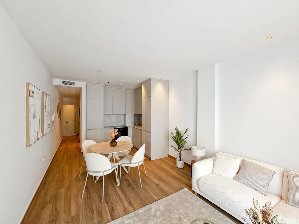 a62f4f3c-d9b8-42ef-931a-f635d16fb07b