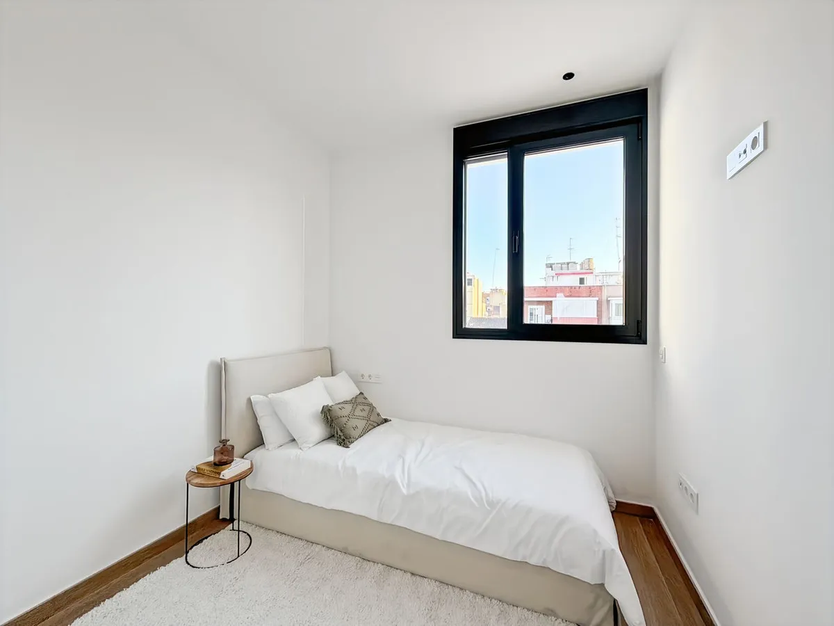 adf857fd-286c-4b61-a1d4-e7d768bbebe4