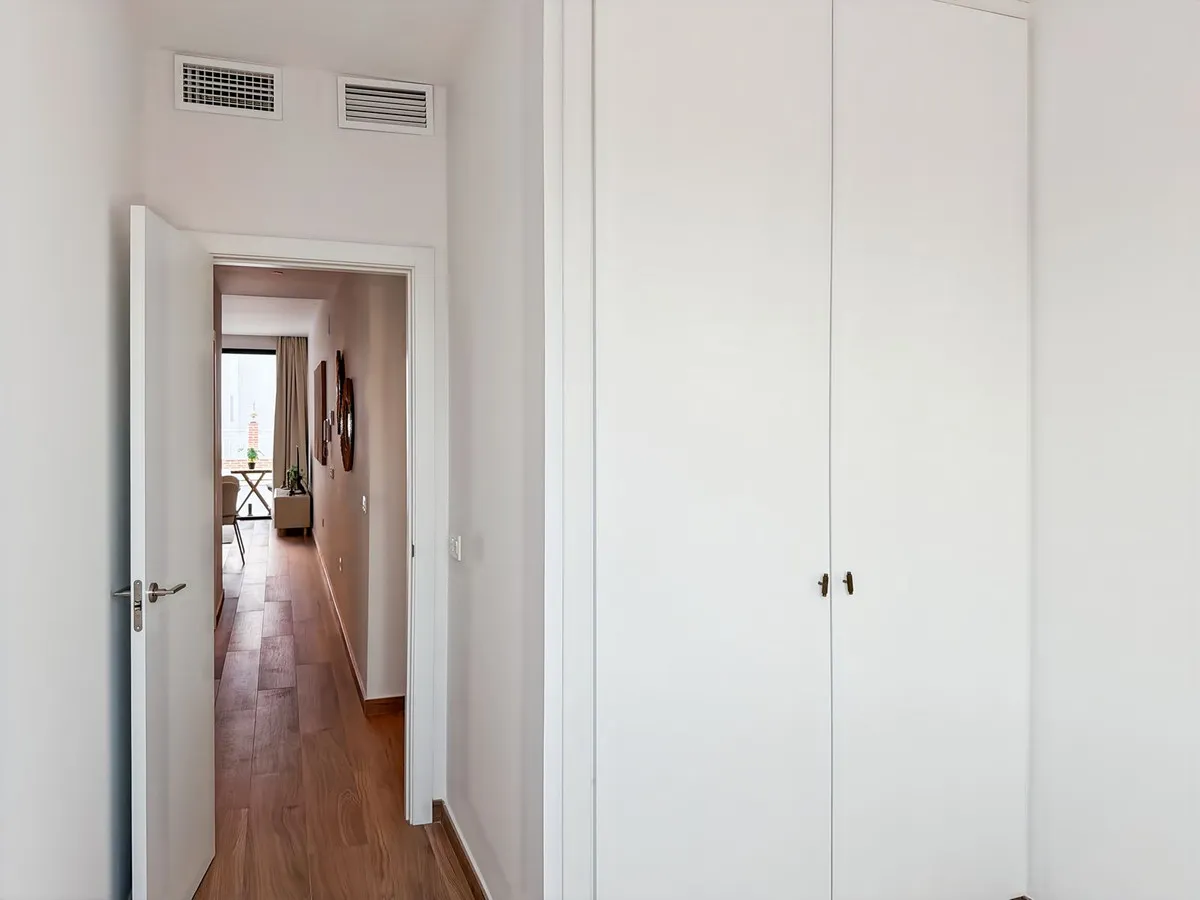 b85a9ae9-6367-4445-97ef-72cdffc57068