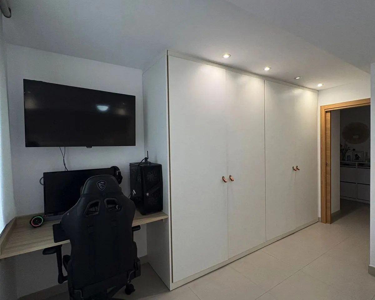 0232ba29-b3a2-4e19-ae0c-fb4d2a61e10b