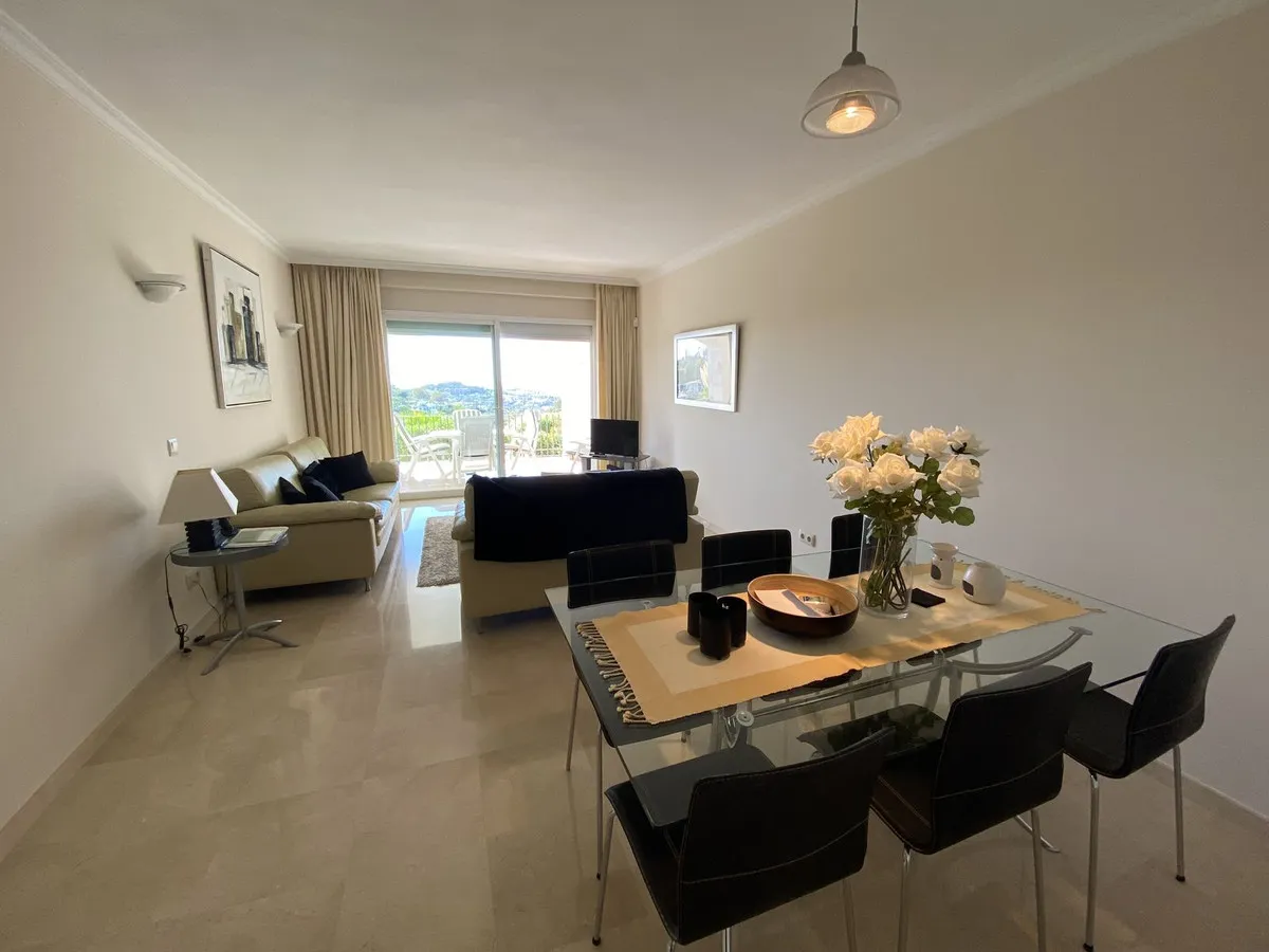 47973122-6bd9-4bd9-ac39-49a87771bfc9