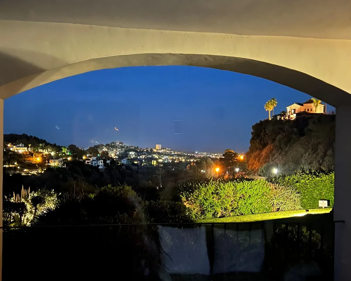 c85b5470-c2fc-4887-9a96-9443f91d1fec