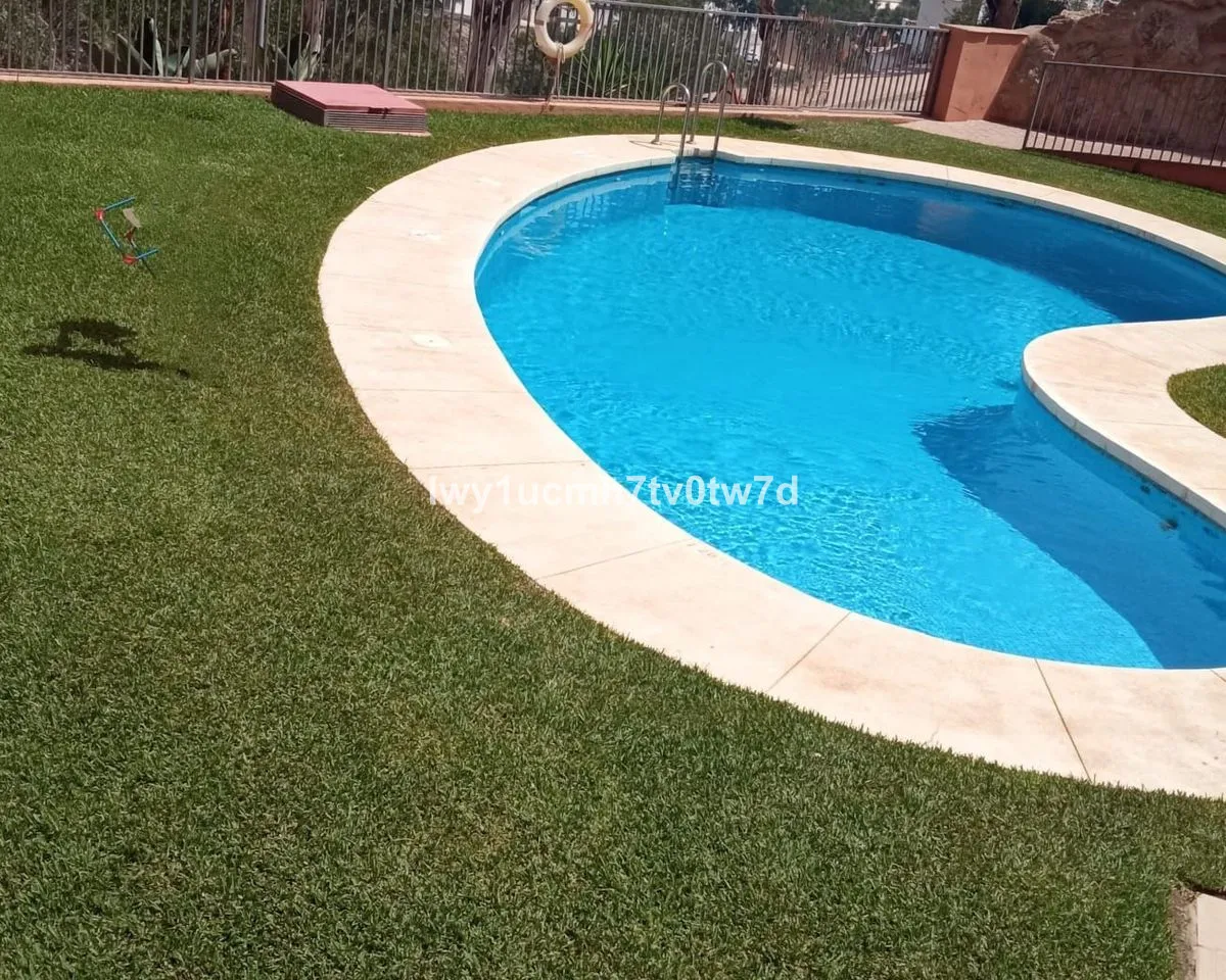 9d098aad-c9d6-41db-b20a-798437da8094