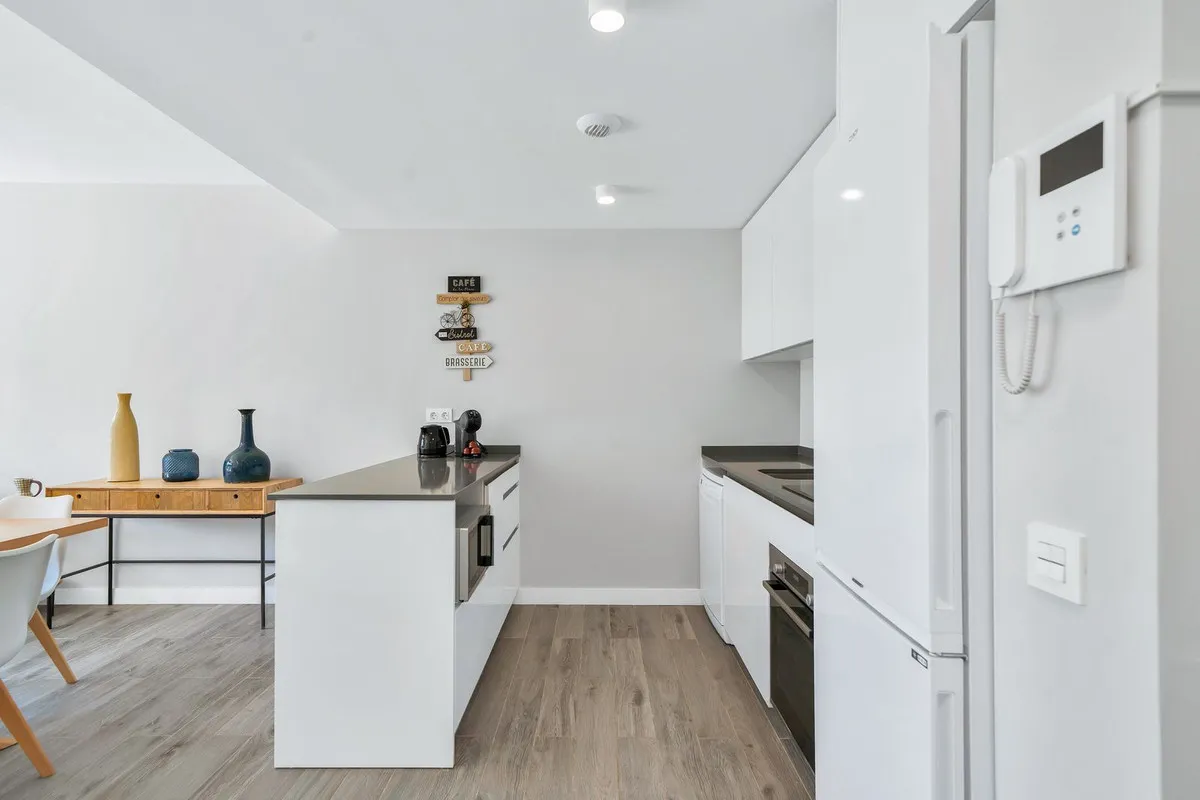 2f499112-5160-4b57-b081-12e2e01f0389