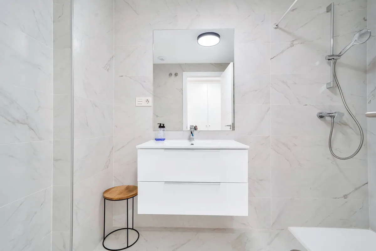 4c194f59-2853-43d2-abb8-9d429dd08c75