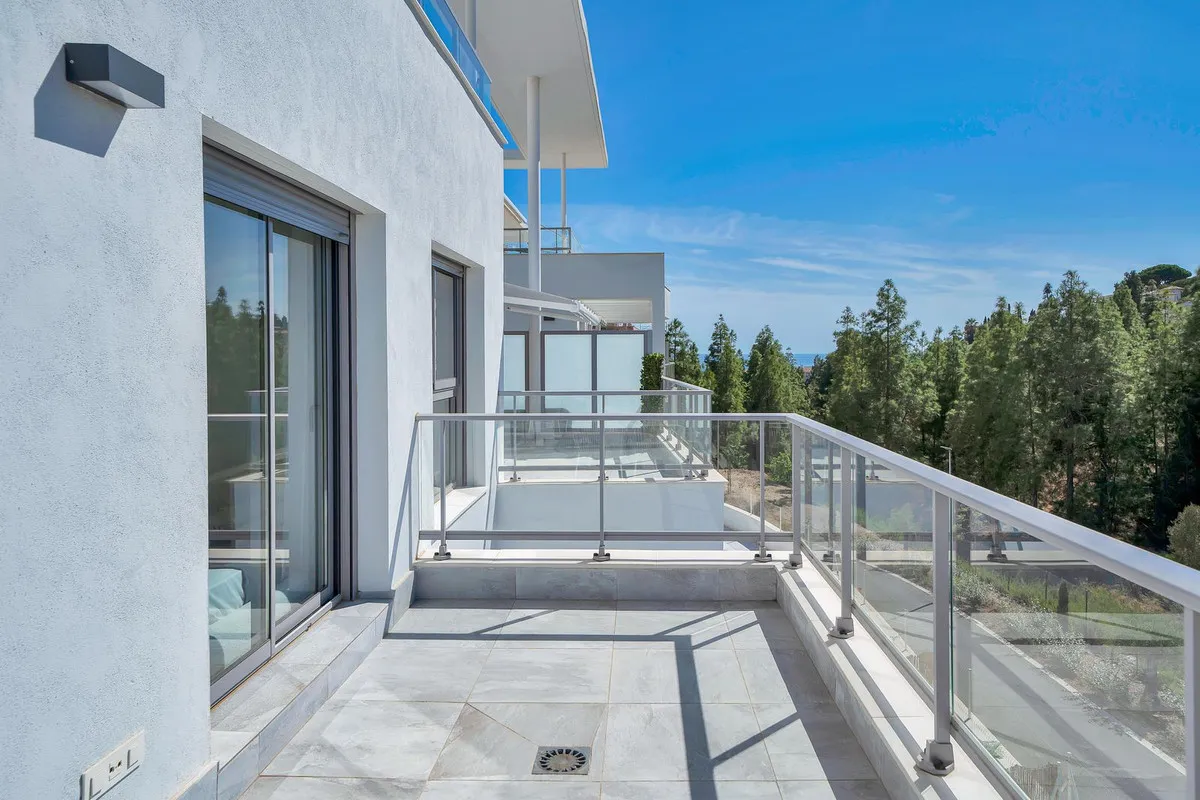 6bcfe02c-b182-4a34-a3d3-3522d4c3f24d