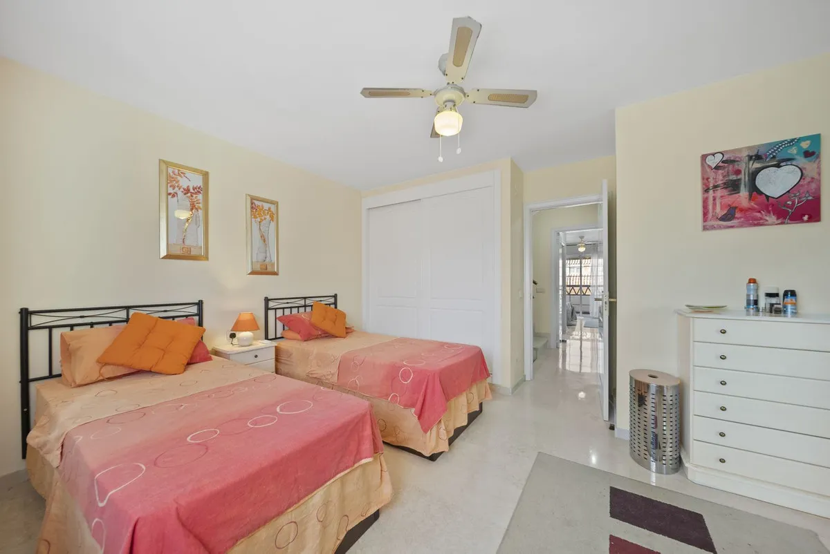 a69a0eab-bae4-4d77-bd19-a88db678a03a