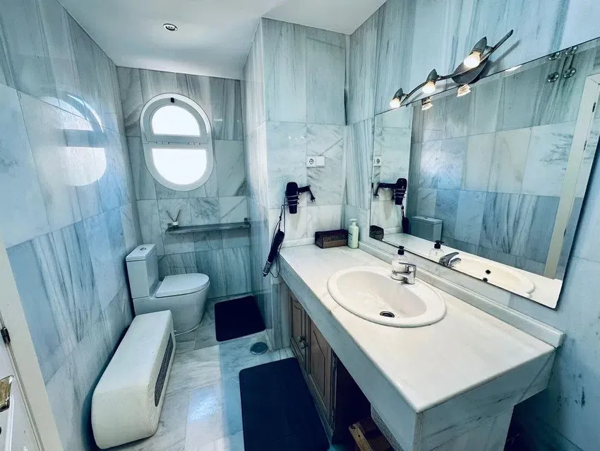 932e1cb2-5419-4ccb-b05f-7381b66be89b