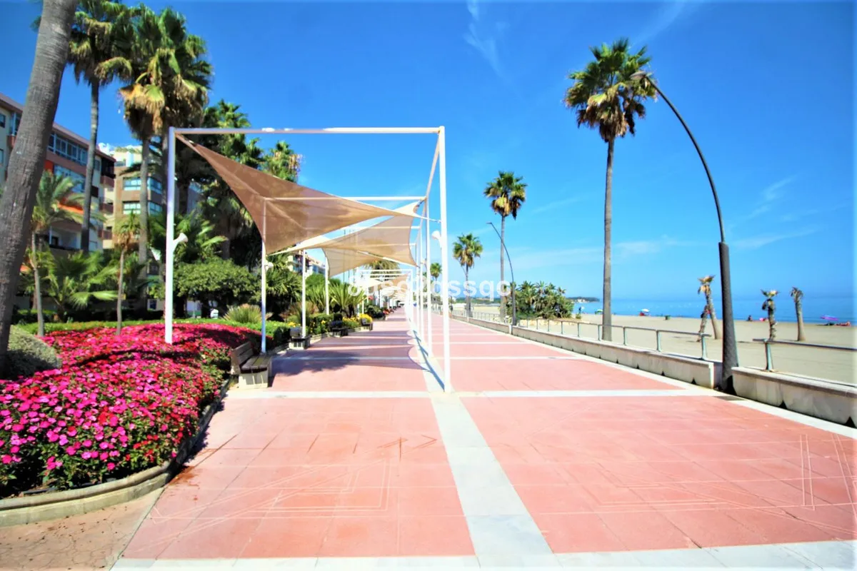 1bbe281b-bf86-4cd5-ac53-670f10d97e5a