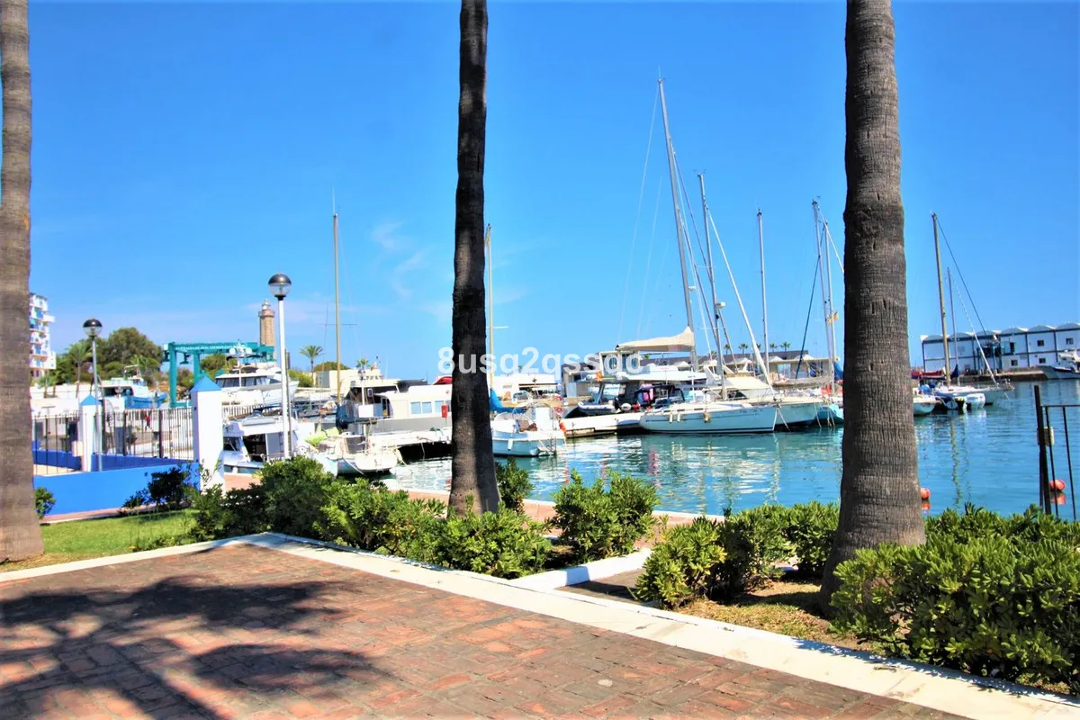 2ae72da3-650e-4c67-a133-79548298724e