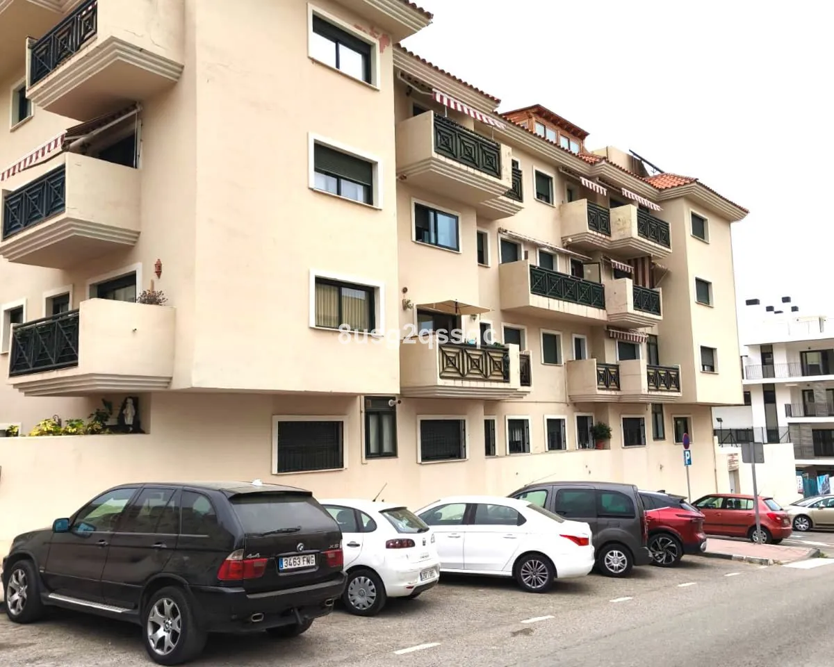 f33b92c6-d02e-4b83-ab4a-ffbfbd787cf8