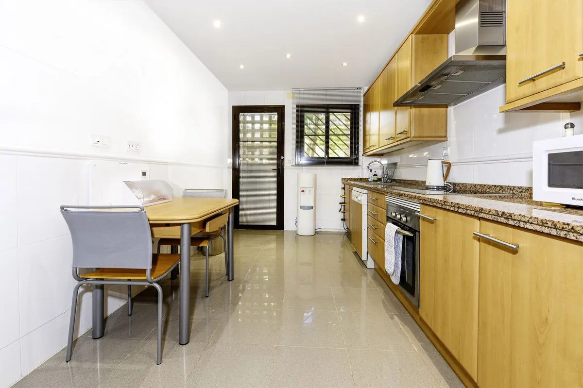 d533a114-f997-4cfc-8334-0db6697c1315