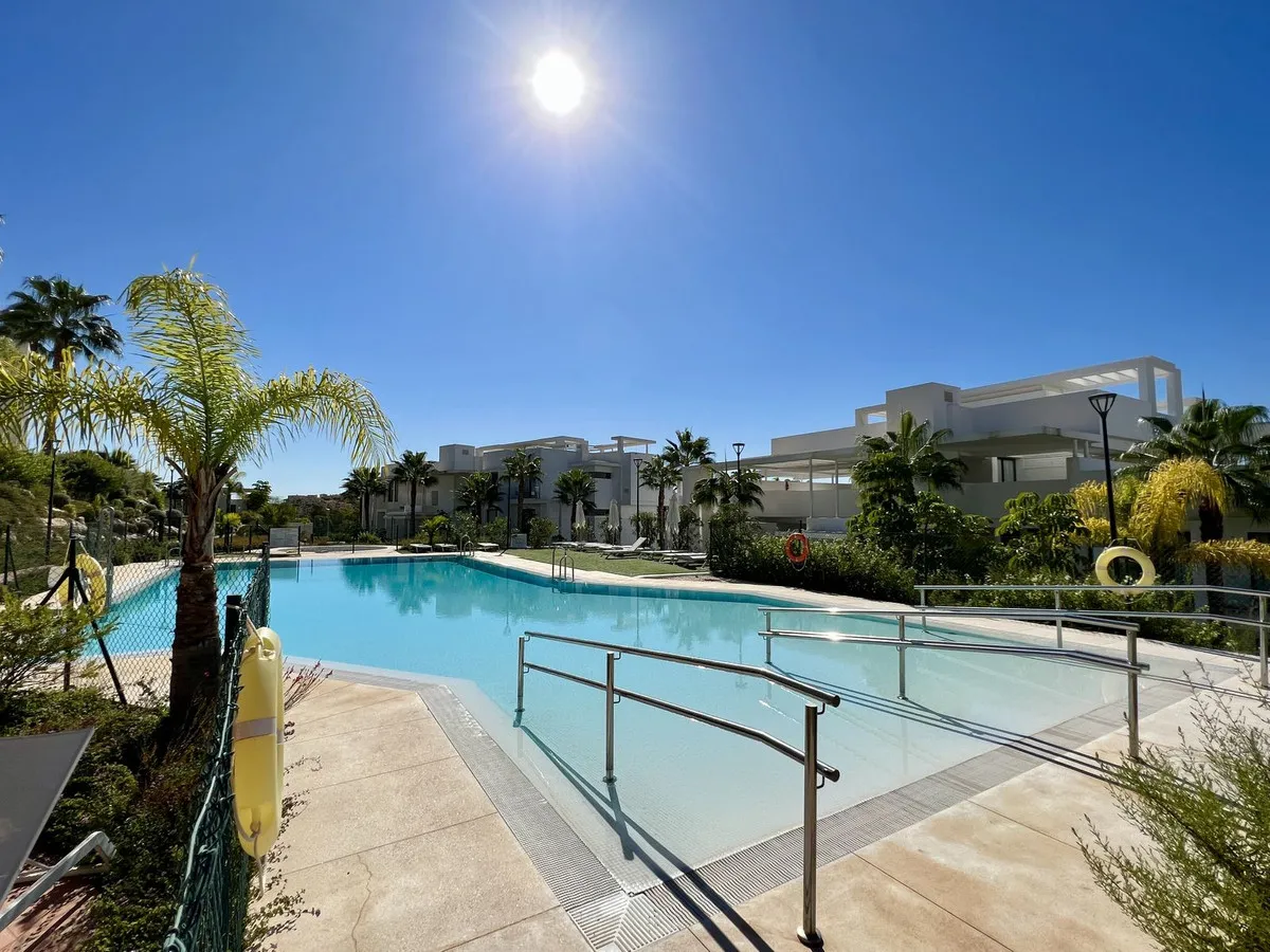 a24f46a9-08ce-40ee-8fcc-835a668f3ea5