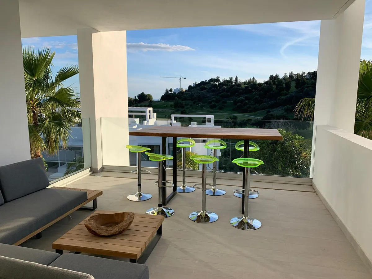 e301b189-4a40-4f19-a326-ca4651ec2edb