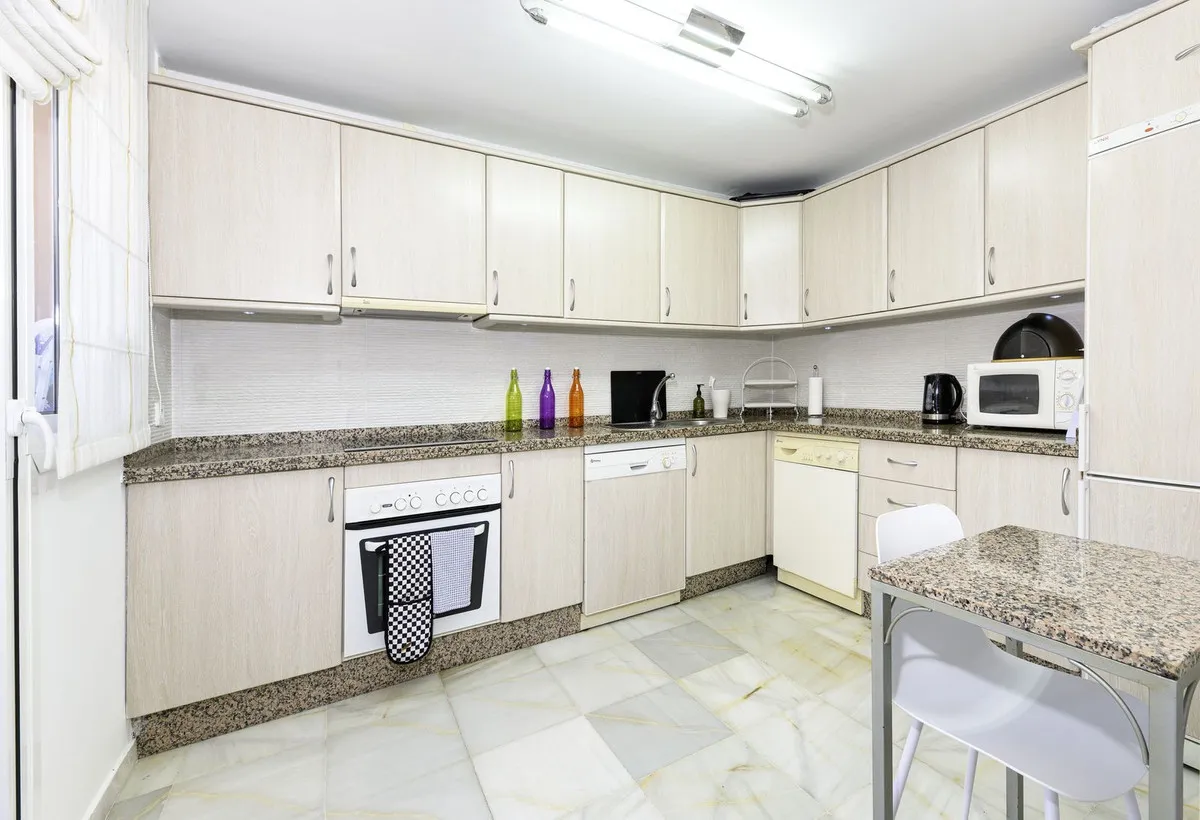 ba6b6c5c-1e26-40f0-a90c-2ce3422536c2