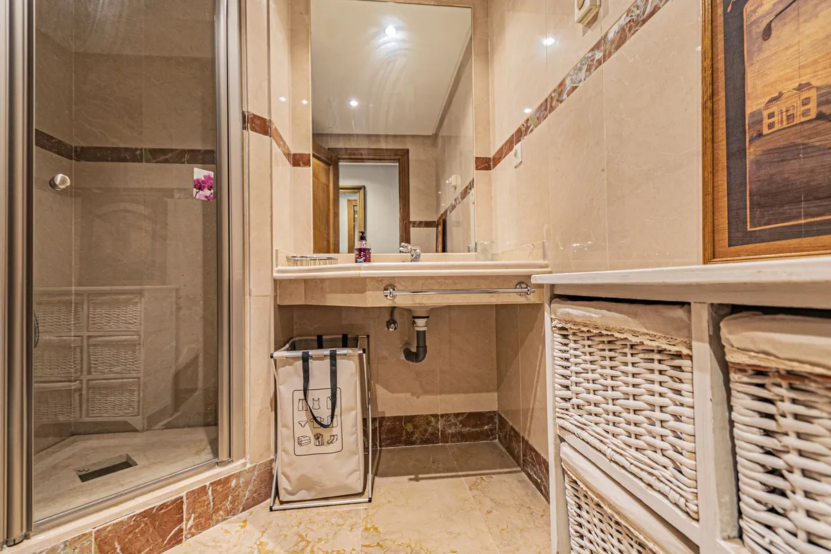 2f796823-7068-46c9-a6b1-1a2053b97f3a