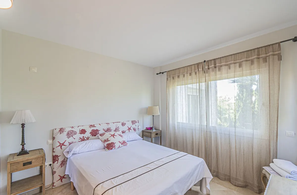 4f603bb5-0766-492a-a4bf-6ef1c2954578