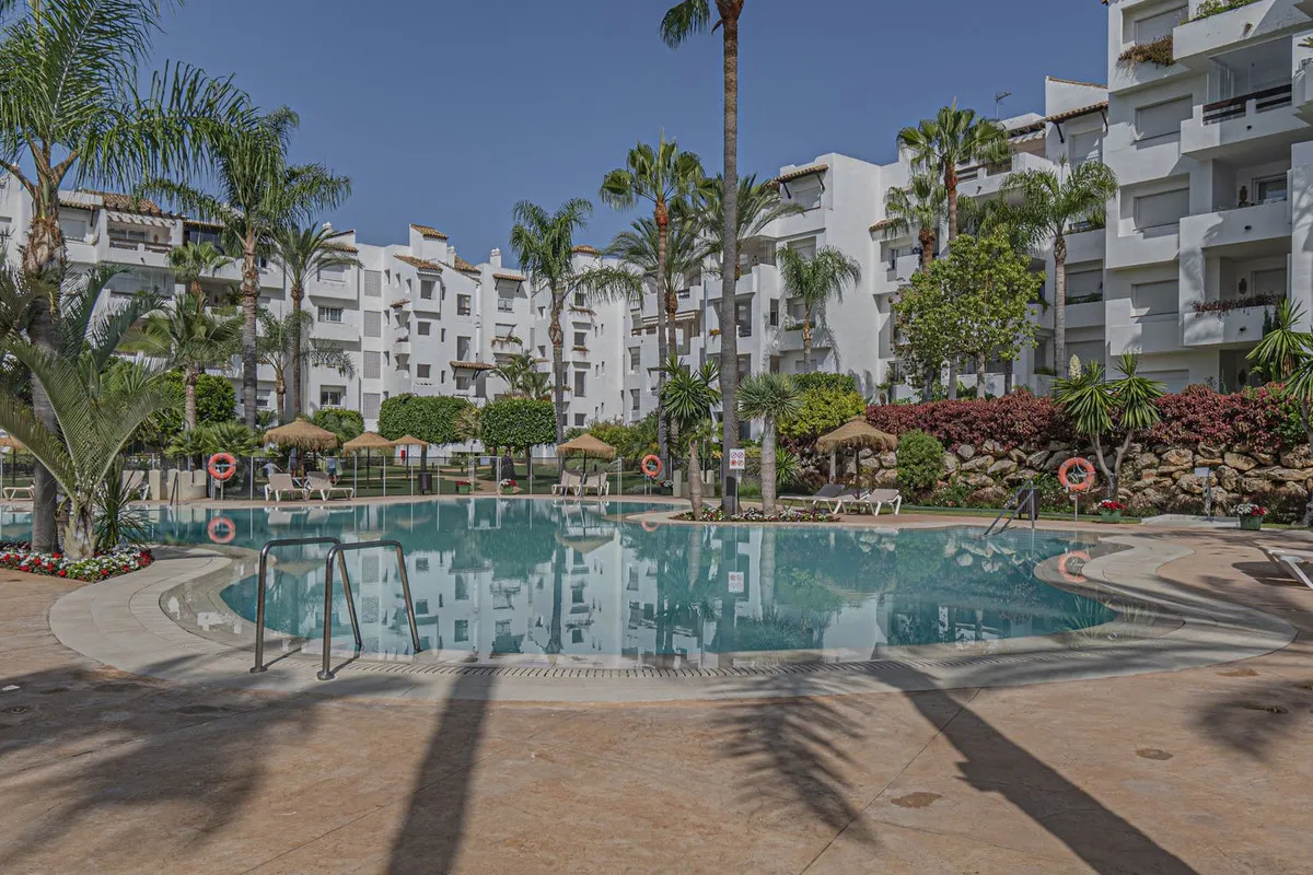 fcc20b0b-e63d-42b3-a7c5-629c5b186f3a