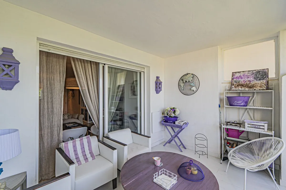 ff4c199e-f726-4d8b-b7a7-6538ff636316