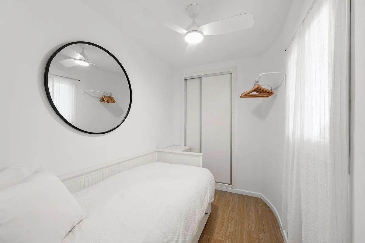 ccbd4f9f-6696-459e-bdb0-9e29c734d47a