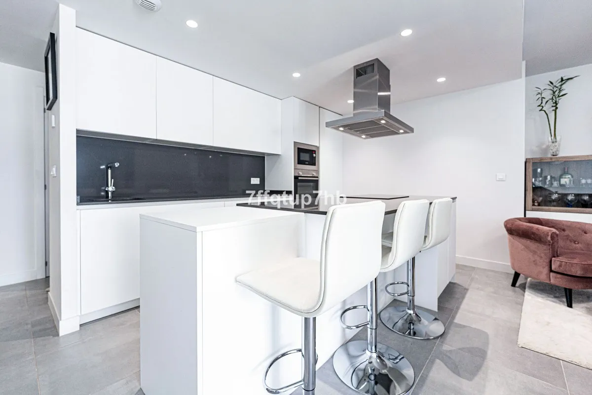 33b3d303-cf92-4cd0-a801-49a0da93a050