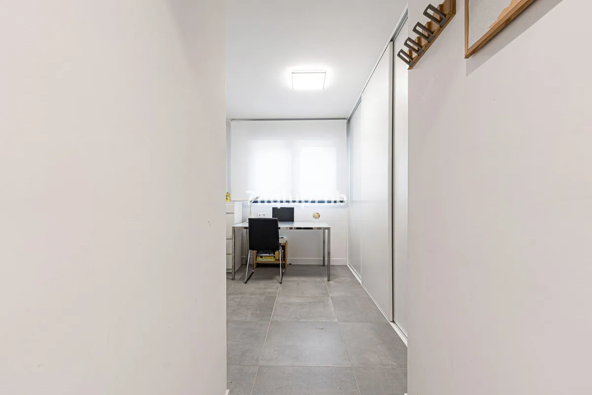 500d1c12-2656-4d25-b4b1-005ecf4c0068