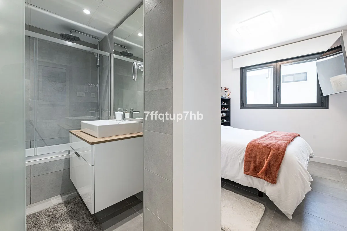 77061109-6ce7-4293-85af-68f32f0fe38b