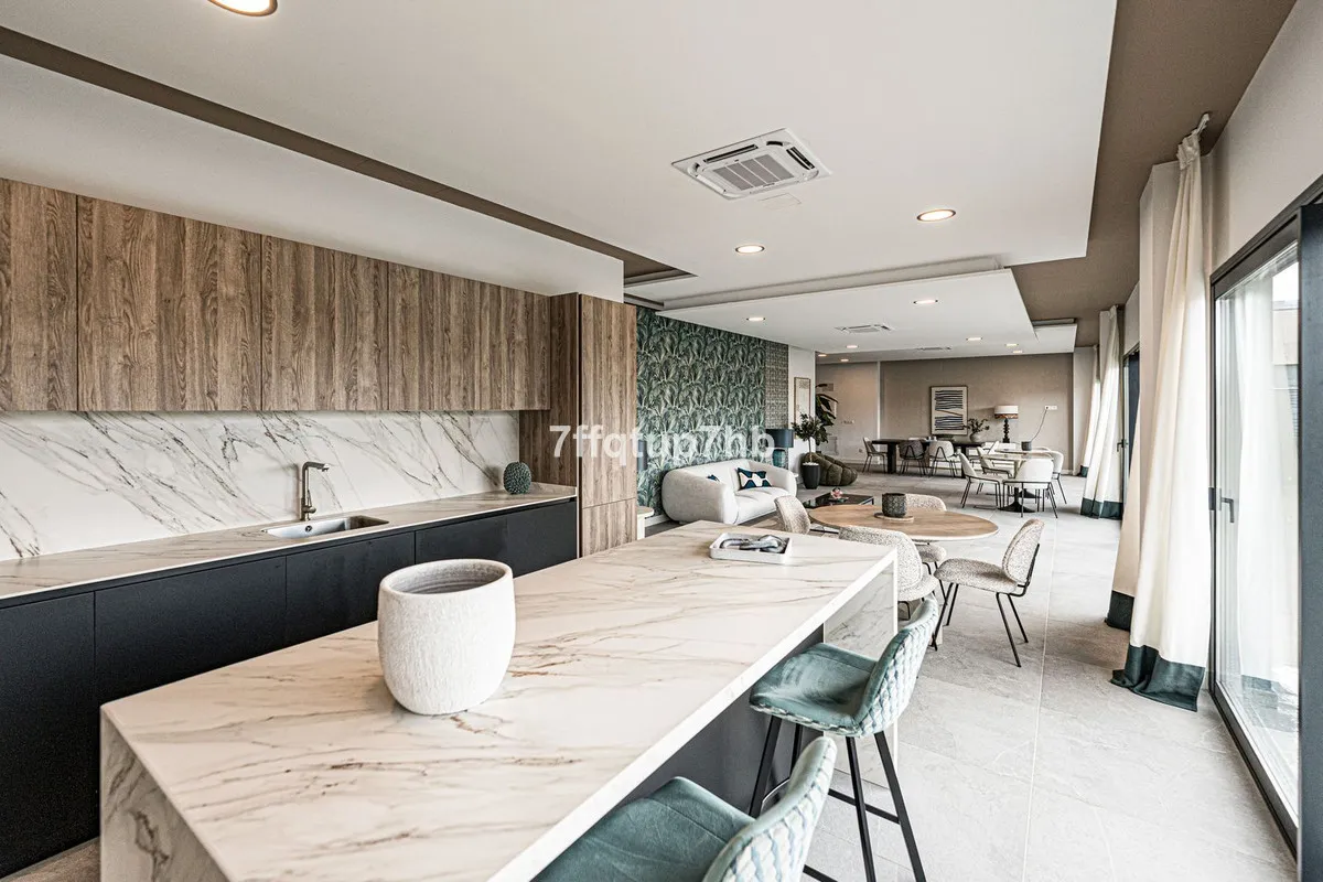 941cb534-e660-442b-9285-fcebe86753e7