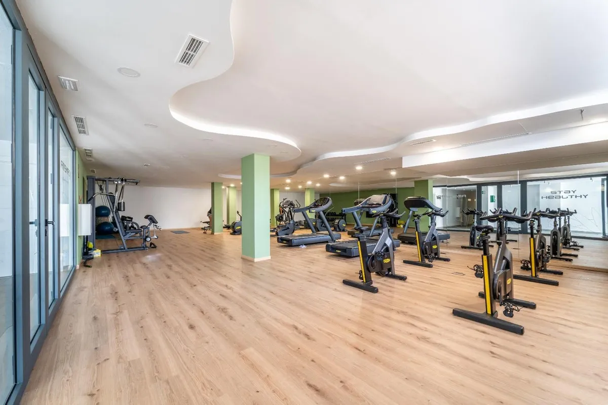 327a2d3d-7d15-49c5-91f8-e0097fc2c098