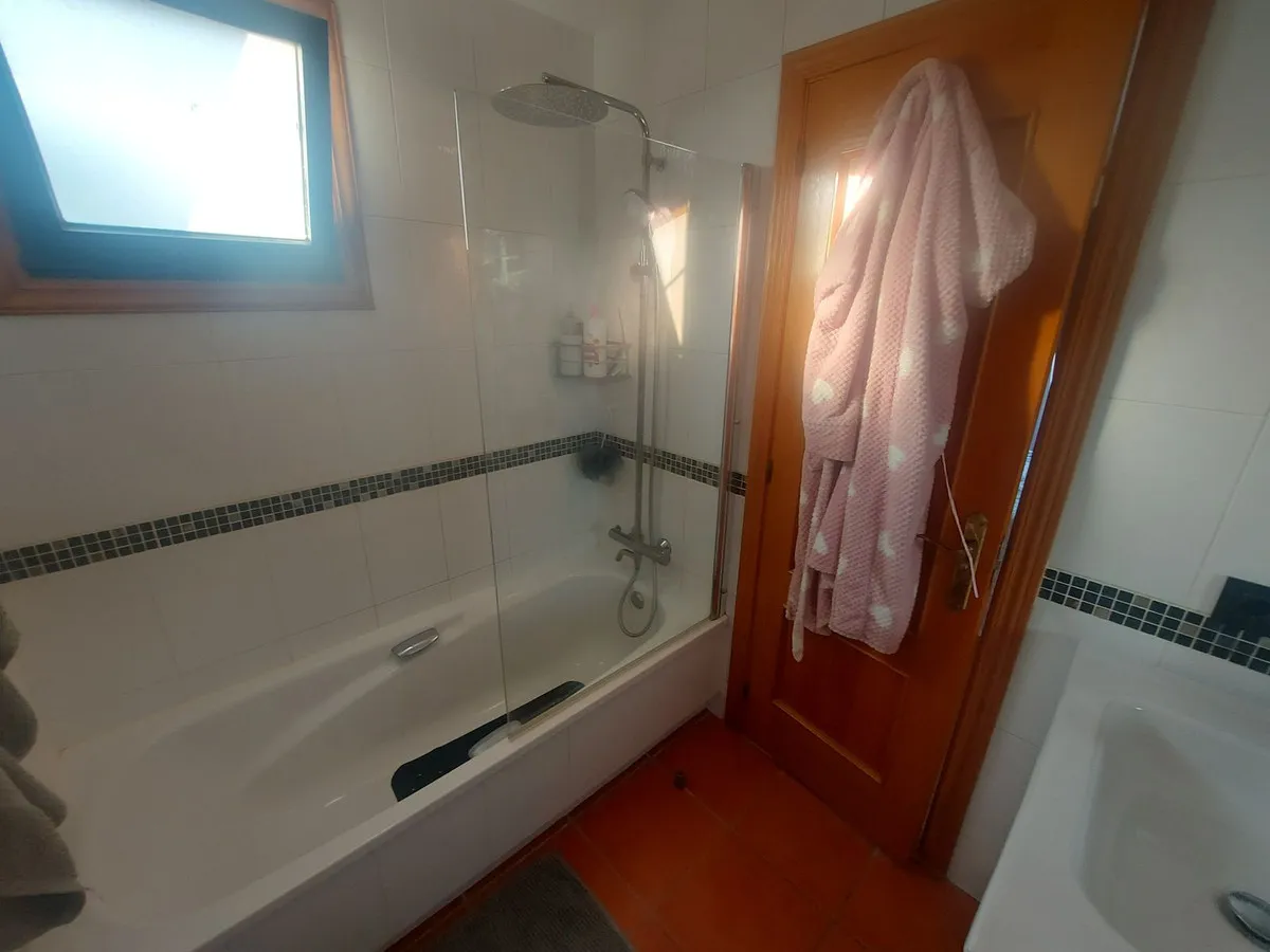 0df7403a-f0b4-4931-bf36-6d6ddab03c41