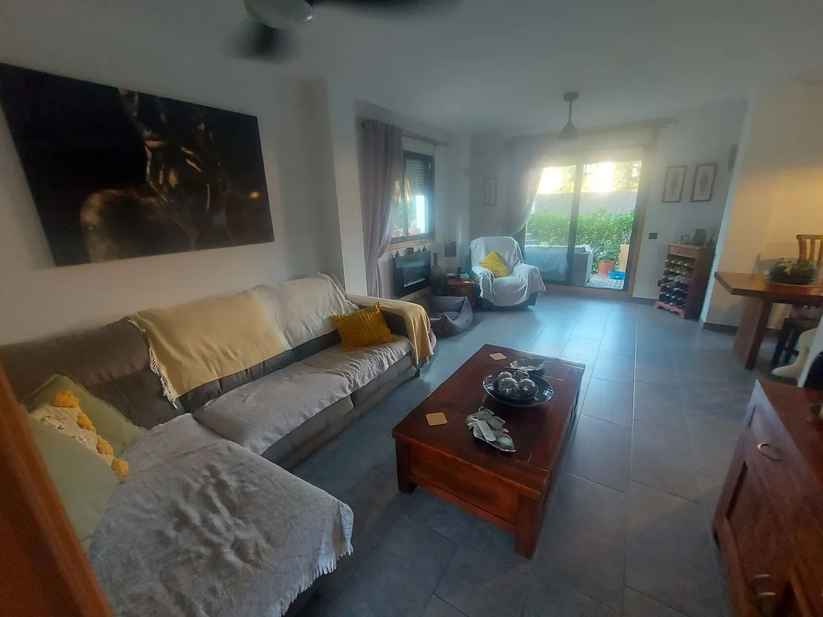 4aefd58b-6b60-4bb1-a20c-b4d8797e50fe