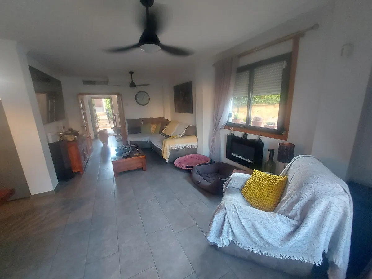 7c72b831-a8a0-46b7-9074-1928755f6472