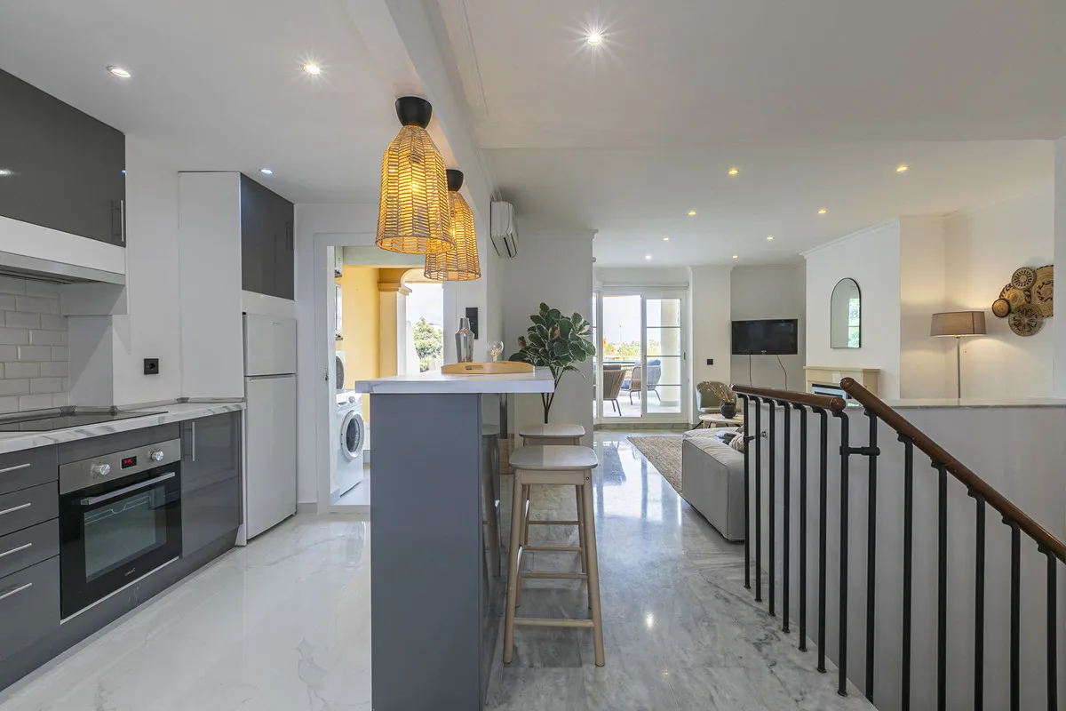 03c43662-c360-4f61-a6d1-b32d2a4b8ff1