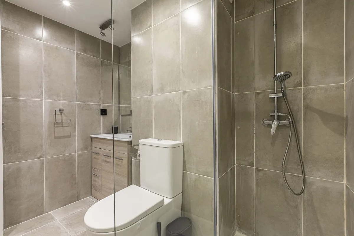 5e9a7617-8f65-463b-85c7-d3305141888b