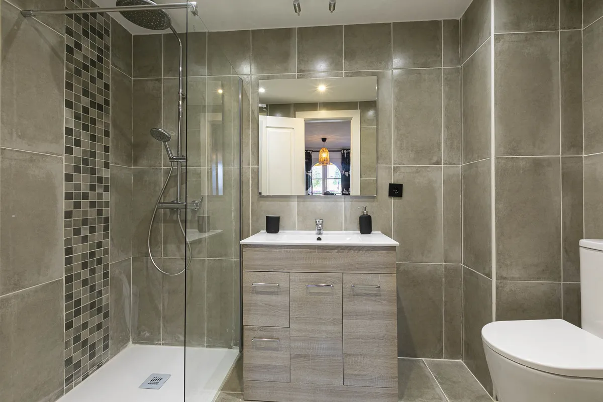 82f9c21e-ec56-4f9b-a2e0-c7d908c2b40e