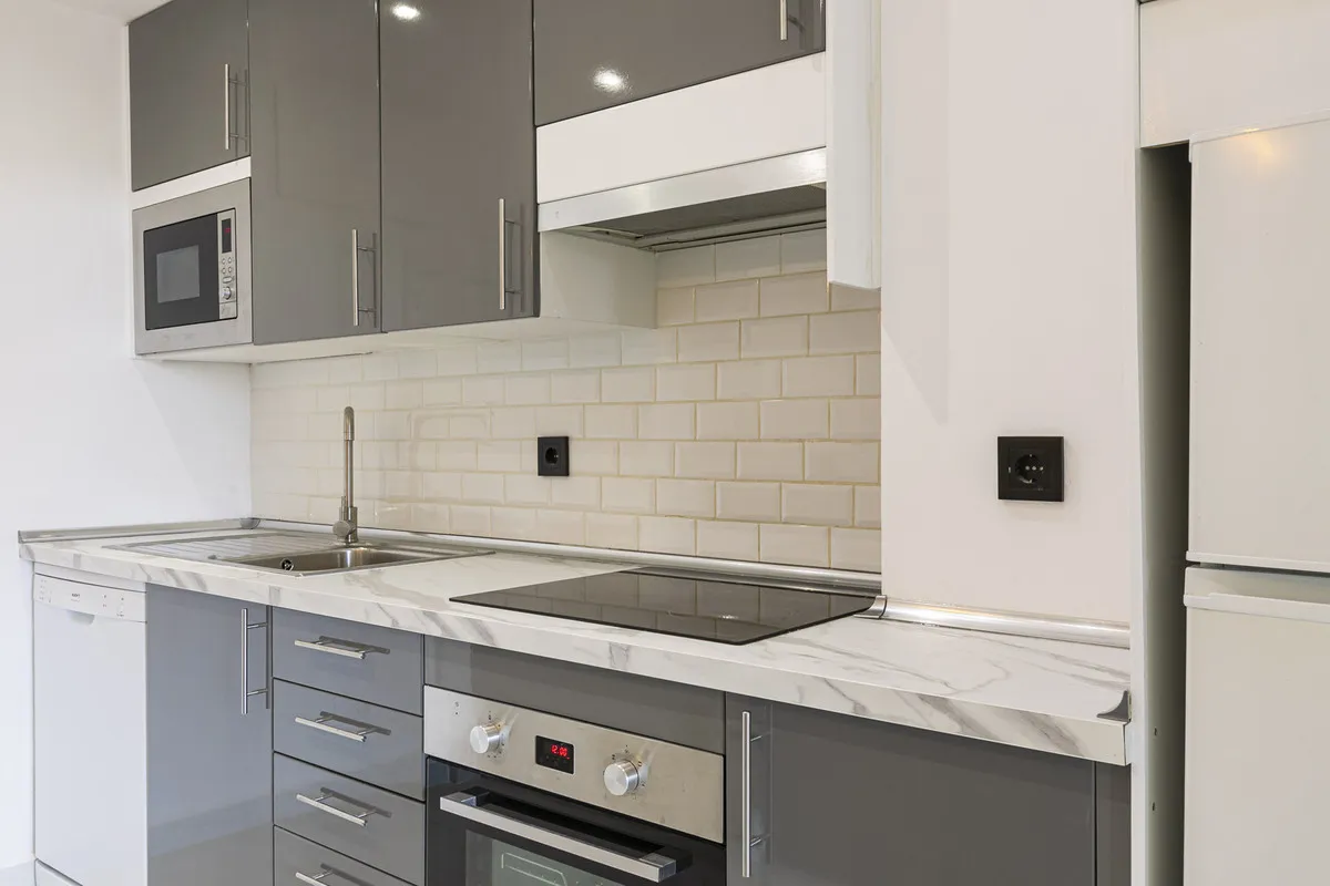 9ee98d5e-dc72-4655-bca3-8cf339ce6de6