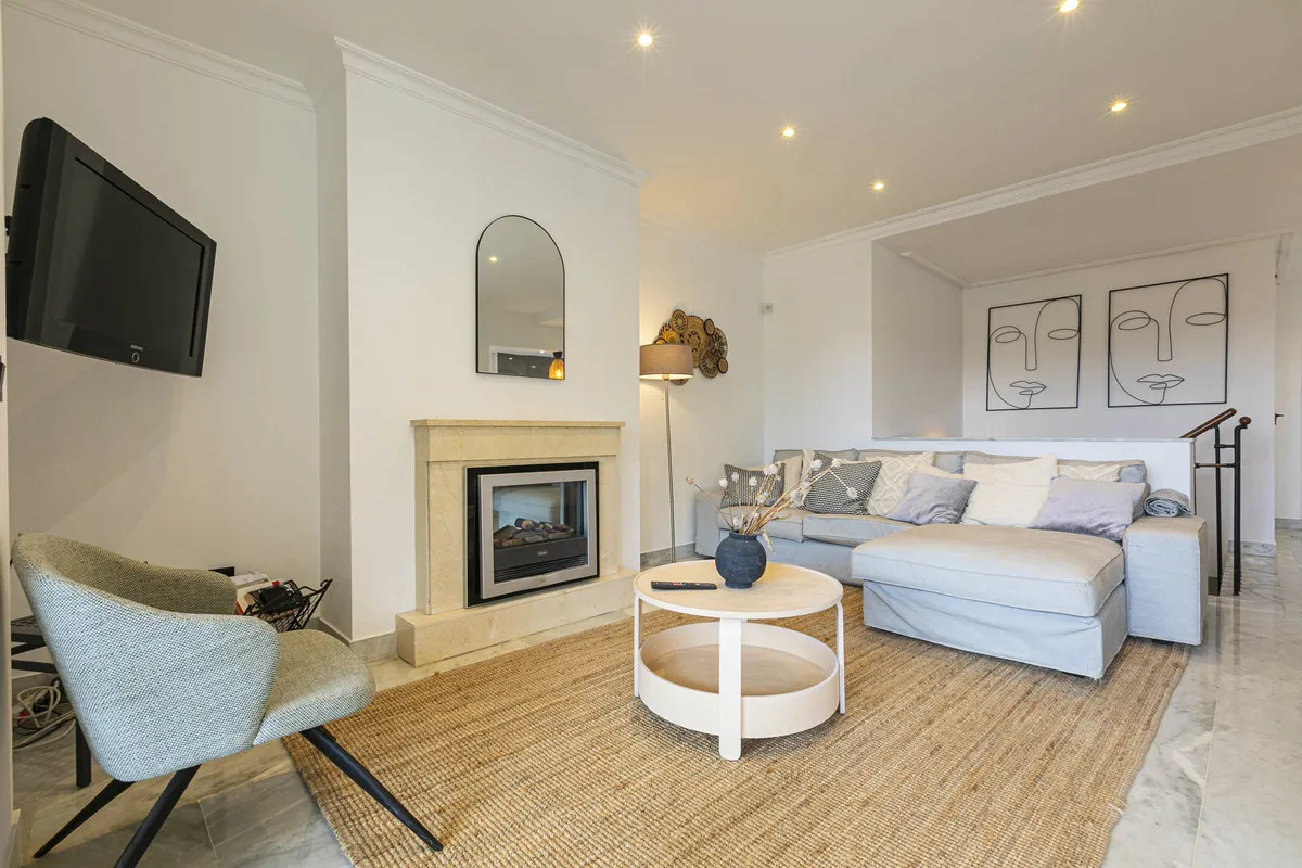 a8e410f2-8150-4924-9243-aa1b12feaa59